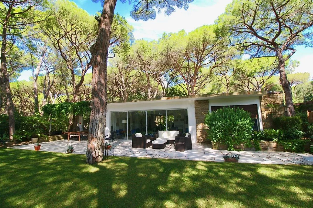 Villa Conchiglia Roccamare Italy