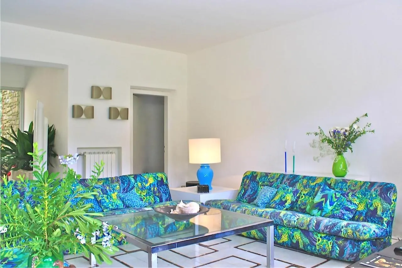 Villa Conchiglia Roccamare 0*,  Italy